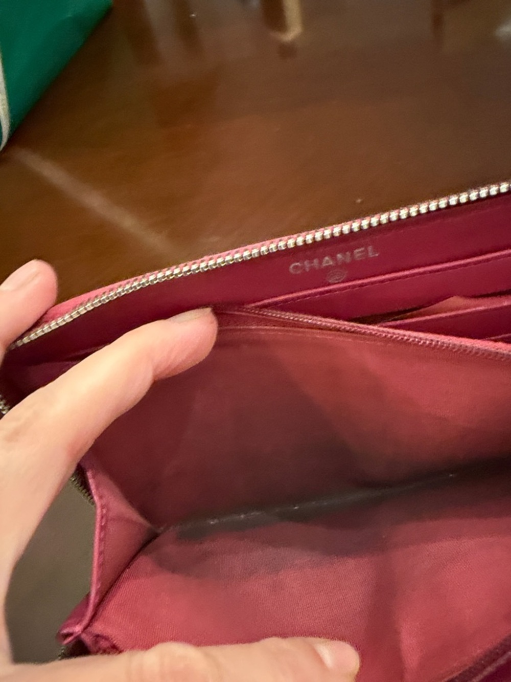 CHANEL Quilted Patent Wallet in Glossy Red with CC Logo - Picture 7 of 12